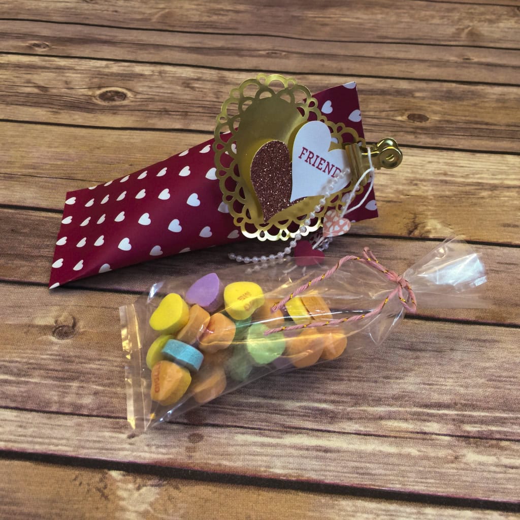 jan 16 bloomin love bundle class sour cream container d