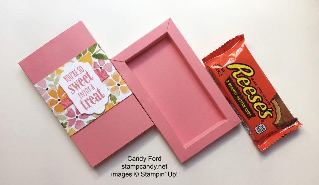 Click through to my web site for details on how to make this sliding treat box! stampcandy.net, Stampin' Up, Fruit Stand DSP patterned paper, Ruched Ribbon, Lots of Labels Framelits dies, You're So Sweet stamp set, gift, gift box, candy gift, tutorial
