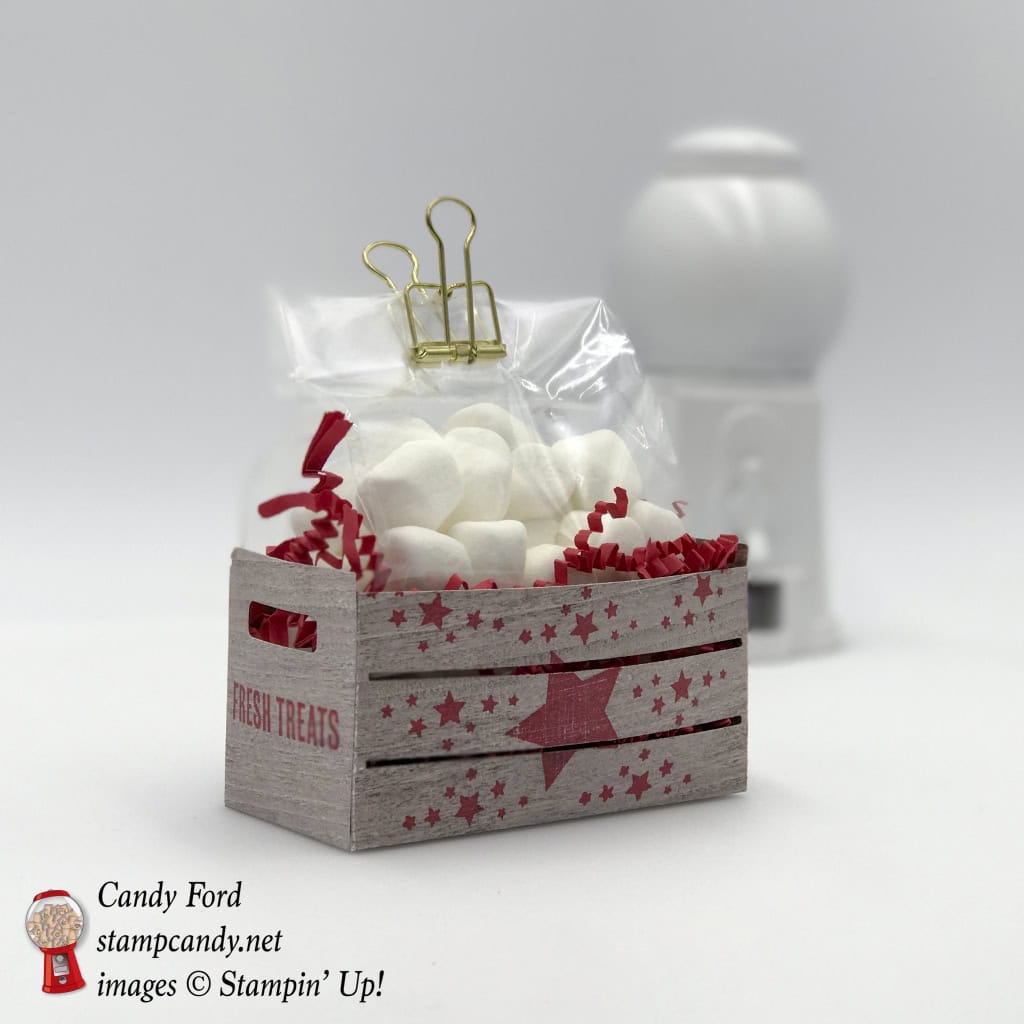 Patriotic and Festive Wood Crate with marshmallows, Wood Crate Framelits, Wood Textured DSP, Wood Words stamp set and bundle, gold binder clips by Stampin' Up! #stampcandy